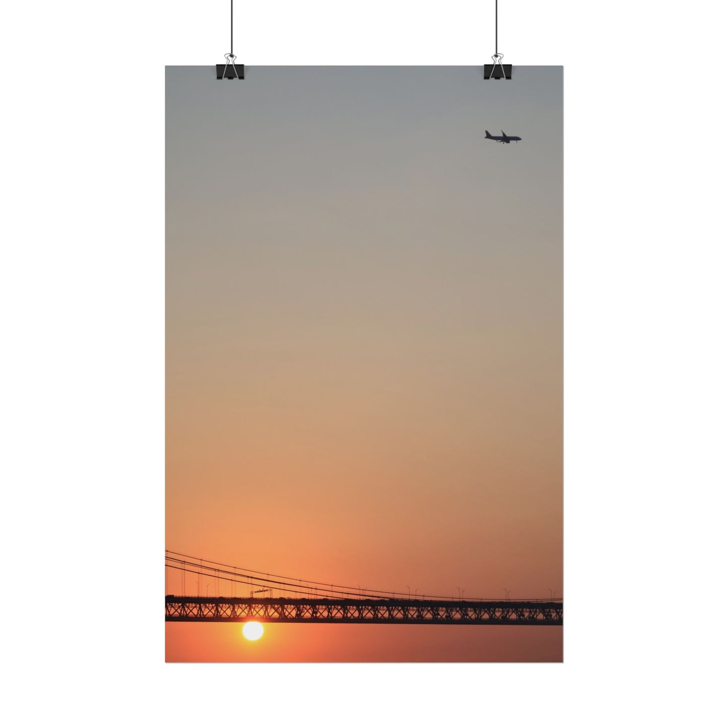 Póster Enrollado 'Avión al Atardecer', ATARDECER EN ALMADA, PORTUGAL